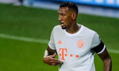 Củng cố hàng thủ, Tottenham và Arsenal tranh hàng của Bayern Munich
