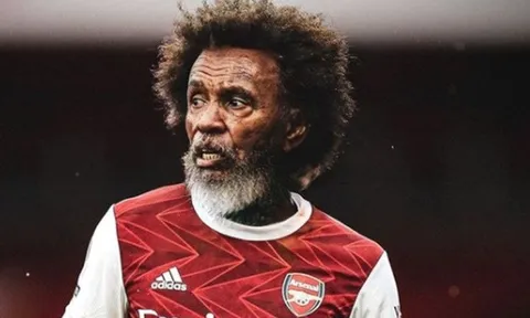 Cười té khói với loạt ảnh chế chuyển nhượng Arsenal
