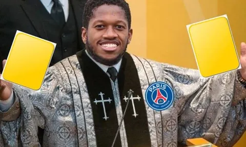 Cười té khói với loạt ảnh chế PSG đánh bại Man United