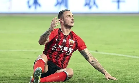 Cựu sao Ngoại hạng Anh thừa nhận xem thường giải VĐQG Trung Quốc