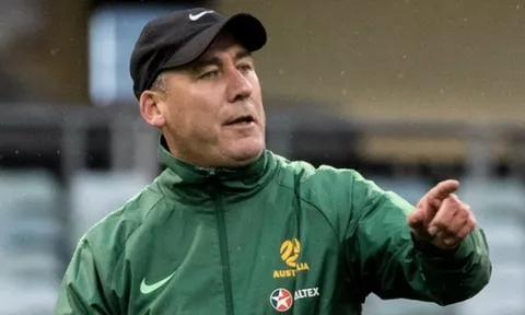 Cựu trợ lý Sir Alex lên tiếng về sức mạnh ĐT Việt Nam