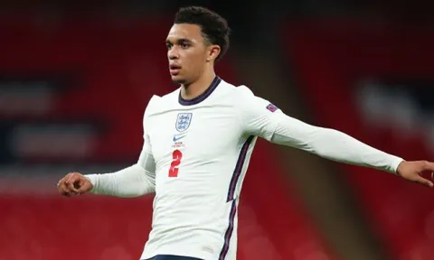Đã rõ lý do Alexander-Arnold không góp mặt ở cả U21 và ĐT Anh