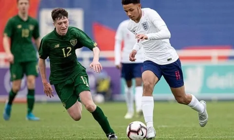 Đại chiến Man City, Liverpool quyết giật "viên ngọc" mới của nước Anh