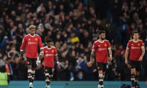 Đại thắng 4-1, Pep nói thẳng trục trặc của Man United