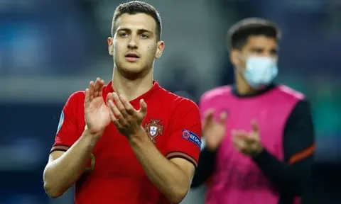 AC Milan nhắm sao Bồ Đào Nha của M.U