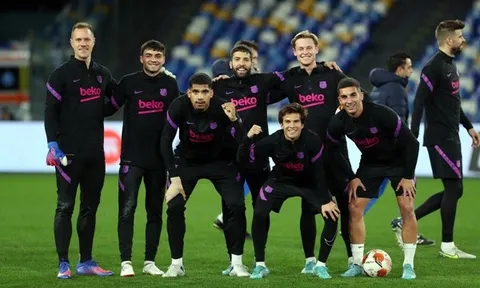 Dàn sao Barca tràn đầy tự tin trước thềm tái đấu Napoli