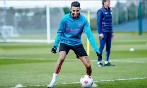 Dàn sao Man City tràn đầy tự tin trước trận đại chiến với Liverpool
