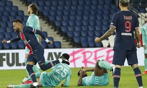 Dàn xếp tấn công đỉnh cao, sát thủ PSG "mở khóa" giúp Neymar và Mbappe nổ súng