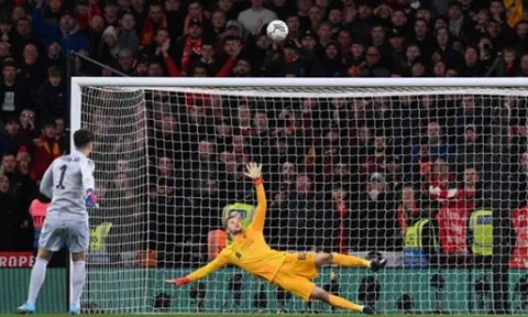 "Một trong những quả penalty tồi tệ nhất mà bạn từng thấy"