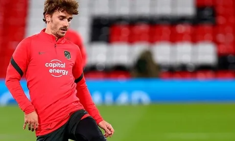 Đặt chân đến Old Trafford, dàn sao Atletico căng thẳng tột độ