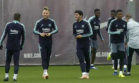 Đạt thoả thuận! Barca dâng 2 "tốt thí", đón "siêu bom" hàng đầu nước Anh