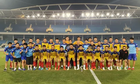 Đấu UAE, Thái Lan: “Phù thủy” Park Hang-seo đánh cờ thế
