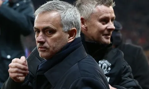 CĐV M.U: 'Ông ấy chính là HLV xuất sắc nhất của chúng ta sau khi Sir Alex giải nghệ'