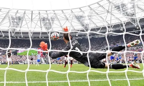 David de Gea cũng bất ngờ với David Moyes