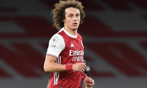Thua thảm Liverpool, Arsenal hứng thêm cú sốc từ David Luiz