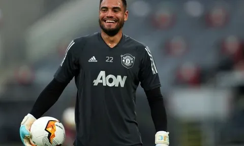 Bị Henderson chiếm suất, 'kẻ thừa' Man Utd rơi vào tình thế 'lấp lửng'