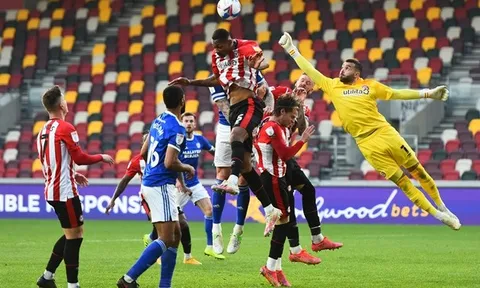 Thay Leno, Arsenal quay lại thương vụ thất bại