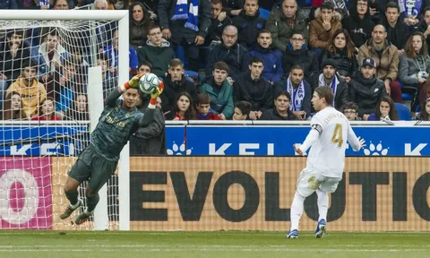 Đây! Ngôi sao sáng nhất giúp Real đả bại Alaves, người được Zidane hết mực ca ngợi
