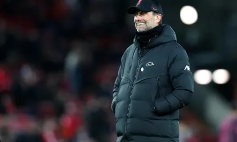 Klopp thừa nhận gặp áp lực trước Arsenal