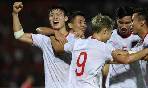 Báo Hàn Quốc: Có thầy Park, ĐT Việt Nam mạnh không thể cản nổi ở VL World Cup