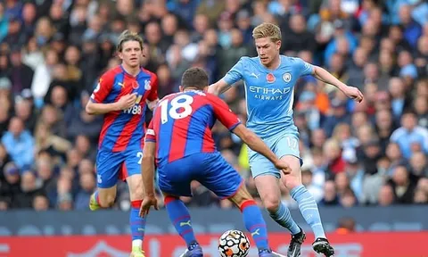 "De Bruyne thuận chân trái của Arsenal"