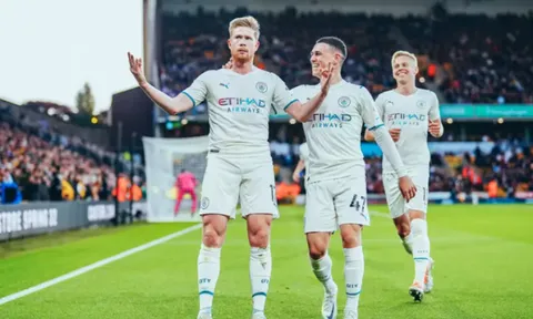 De Bruyne lập poker, Man City ở rất gần ngôi vô địch Premier League