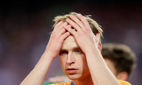 De Jong – Barca: Vì đâu nên nỗi?