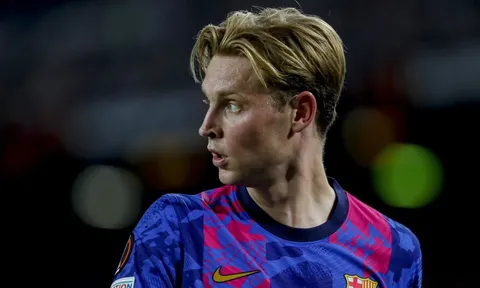 Vụ De Jong - Man Utd liên tục xuất hiện những cú "bẻ lái"