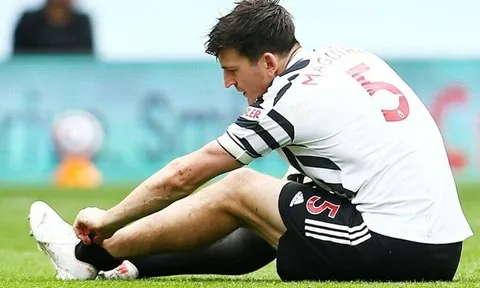 Để Maguire ra sân ở CK Europa League, Man Utd sẽ phải trả giá đắt?