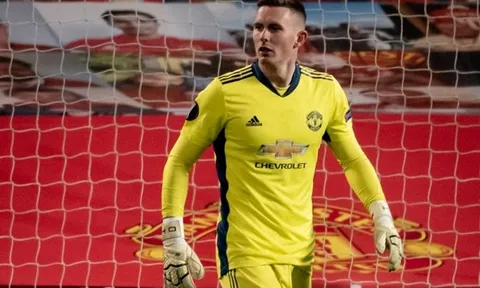 "Dean Henderson không hạnh phúc tại Man United"