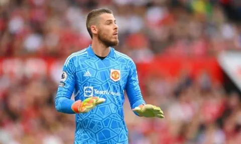 "Cậu ấy chắc chắn là một sự nâng cấp so với De Gea"