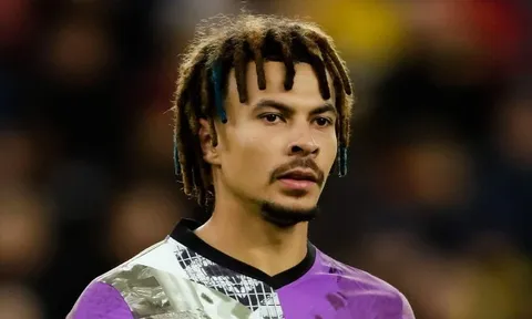 "Nếu bạn đặt anh ấy vào đội hình của Liverpool hay Man City, bạn sẽ có một cầu thủ hàng đầu"