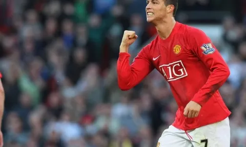 Xác nhận! Man City từ bỏ, Man Utd rộng đường ký Ronaldo