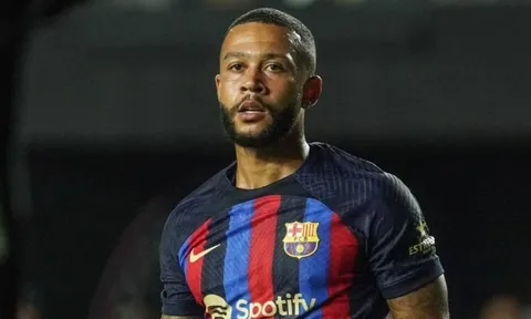 Romano tiết lộ lý do Conte làm ngơ với Depay