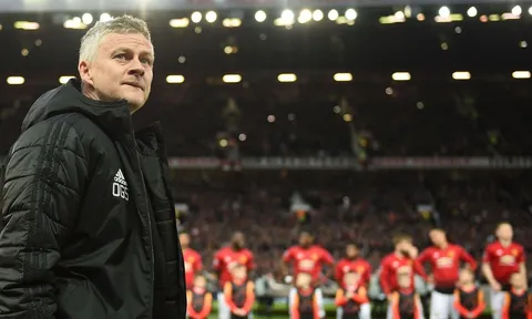 Đi tìm đội hình 'tối ưu' của Man Utd khi đón 2 'sao bự' trở lại