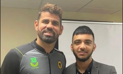 Diego Costa tươi tắn trong màu áo CLB mới