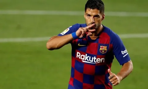 Điều gì đang ngăn Luis Suarez rời Barcelona?