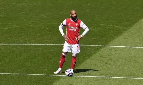 Dính chấn thương, “trọng pháo” của Arsenal nói lời chia tay mùa giải?