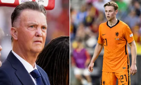 Van Gaal ca ngợi De Jong