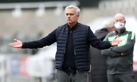 "Đó không phải là điều thường thấy ở Jose Mourinho"