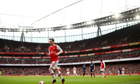 "Đó là dấu chấm hết cho cậu ấy ở Arsenal"