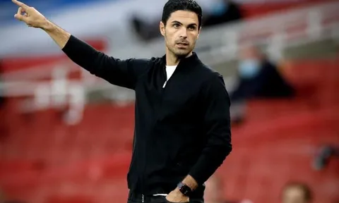'Đó là một quyết định quá lạ lùng của Arteta'