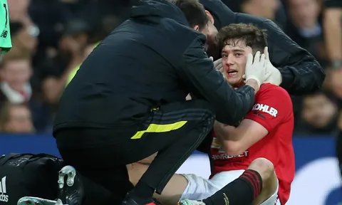 Đổ máu ở OTF, Daniel James suýt bất tỉnh nhưng đích thị mang DNA Quỷ đỏ