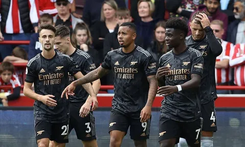 Độc chiêu của Arsenal