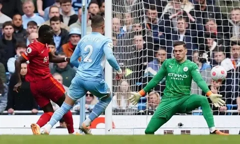 Đôi công nghẹt thở, Man City và Liverpool bất phân thắng bại