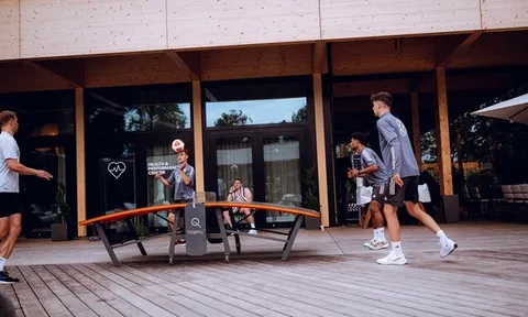 Đối đầu tuyển Anh, tuyển Đức nâng cao kỹ thuật bằng Teqball