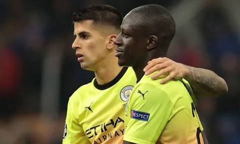 Đội hình bom tấn 1,2 tỷ euro đắt giá nhất 11 vị trí: 2 bom xịt Barca