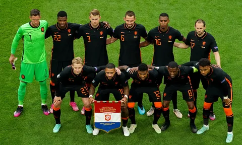 Đội hình Hà Lan đấu CH Czech: Sát thủ Bundesliga đá cặp cùng Depay?