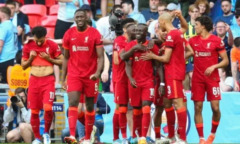 Đội hình Liverpool đấu Man Utd: Tam tấu S.J.D lĩnh xướng hàng công?