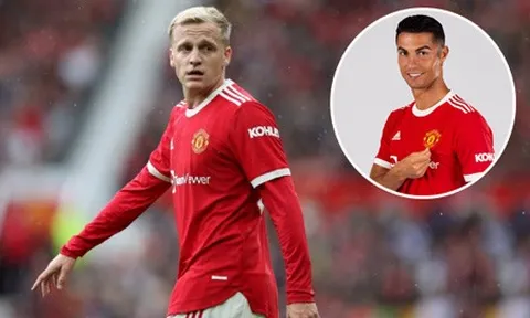 Đội hình M.U đấu Newcastle: 6 cái tên OUT, tình trạng Ronaldo; Bước ngoặt Van de Beek